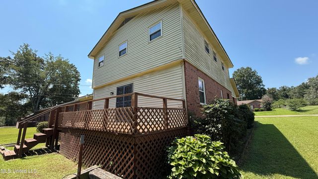 595 Swaney Drive, Holly Springs, MS 38635