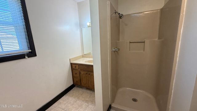 595 Swaney Drive, Holly Springs, MS 38635