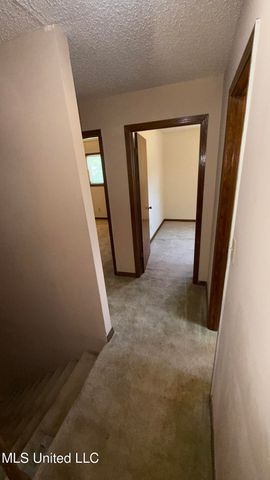 595 Swaney Drive, Holly Springs, MS 38635