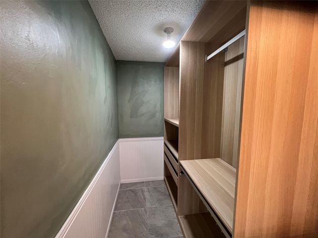 38 Dusky Meadow Pl, The Woodlands, TX 77381