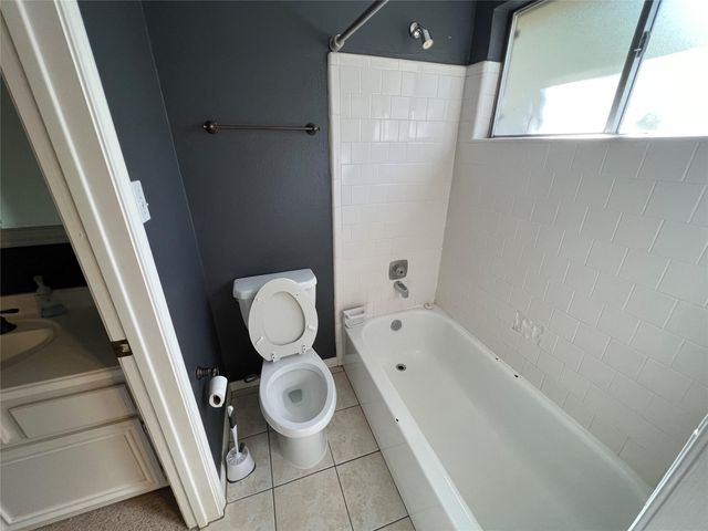 38 Dusky Meadow Pl, The Woodlands, TX 77381