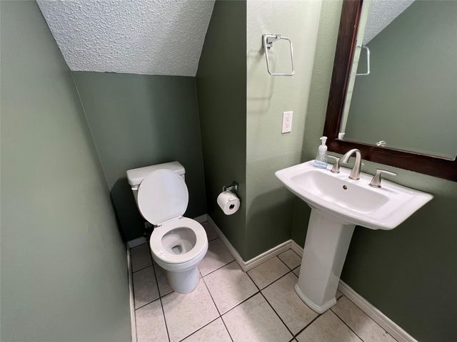 38 Dusky Meadow Pl, The Woodlands, TX 77381