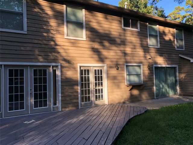 38 Dusky Meadow Pl, The Woodlands, TX 77381