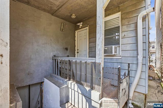 101 Highland Avenue, Newark, NJ 07104