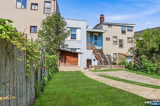 101 Highland Avenue, Newark, NJ 07104