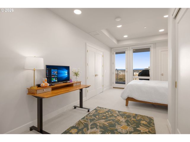 2020 Sw MARKET STREET Dr 303, Portland, OR 97201