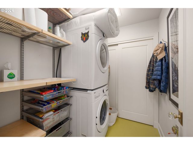 2020 Sw MARKET STREET Dr 303, Portland, OR 97201