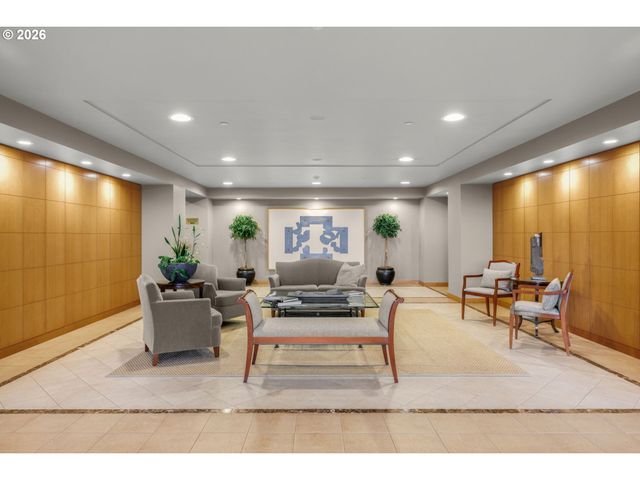 2020 Sw MARKET STREET Dr 303, Portland, OR 97201