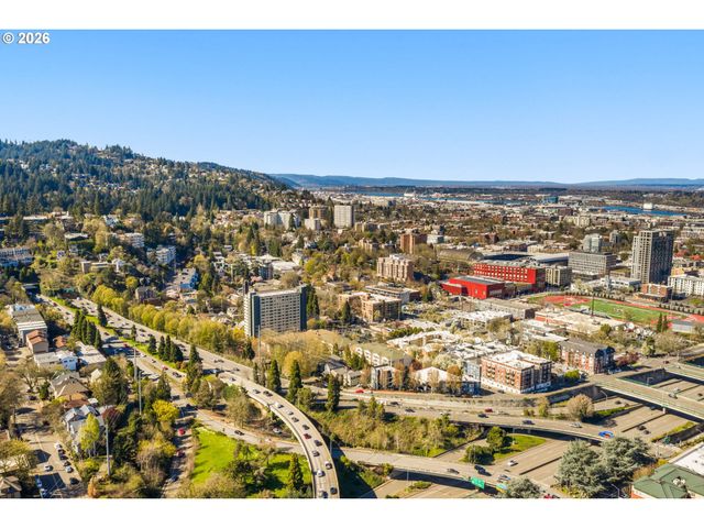 2020 Sw MARKET STREET Dr 303, Portland, OR 97201