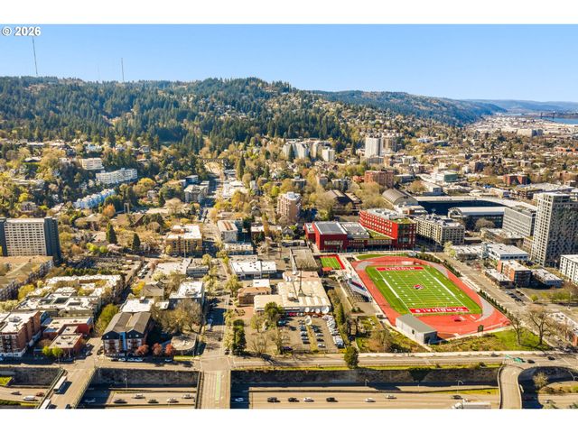 2020 Sw MARKET STREET Dr 303, Portland, OR 97201