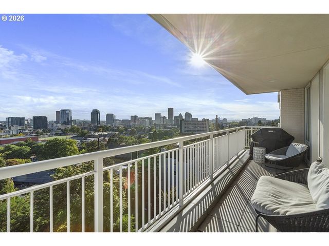 2020 Sw MARKET STREET Dr 303, Portland, OR 97201