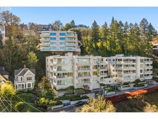 2020 Sw MARKET STREET Dr 303, Portland, OR 97201