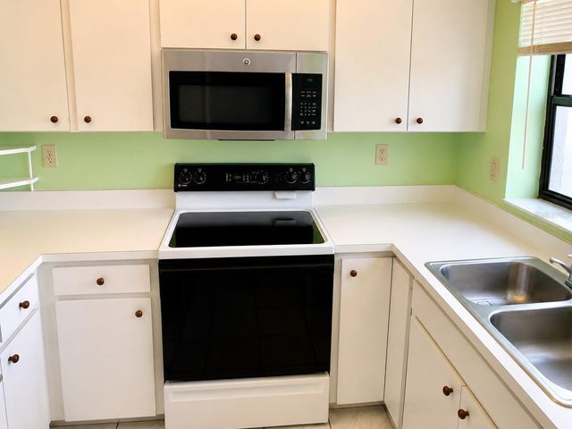 2000 FORREST NELSON BOULEVARD E3, Port Charlotte, FL 33952