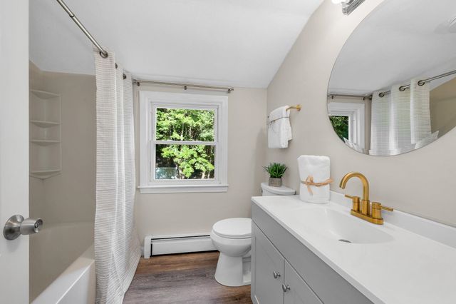 172 Warner Hill Road, Derry, NH 03038