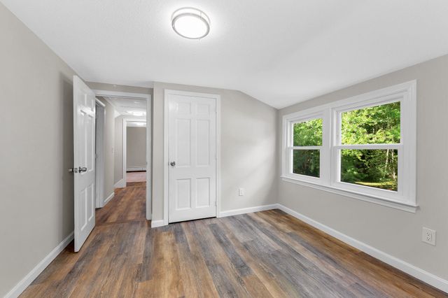 172 Warner Hill Road, Derry, NH 03038
