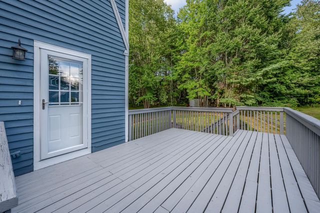 172 Warner Hill Road, Derry, NH 03038