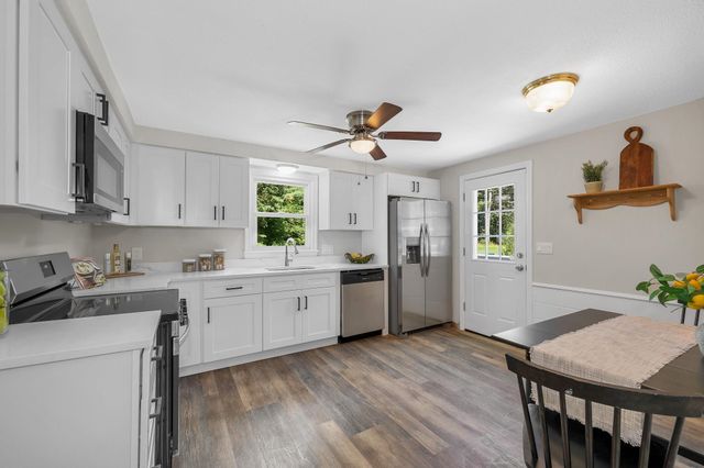 172 Warner Hill Road, Derry, NH 03038