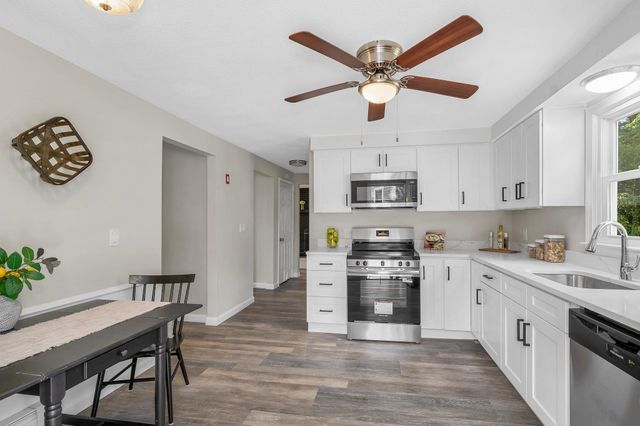172 Warner Hill Road, Derry, NH 03038