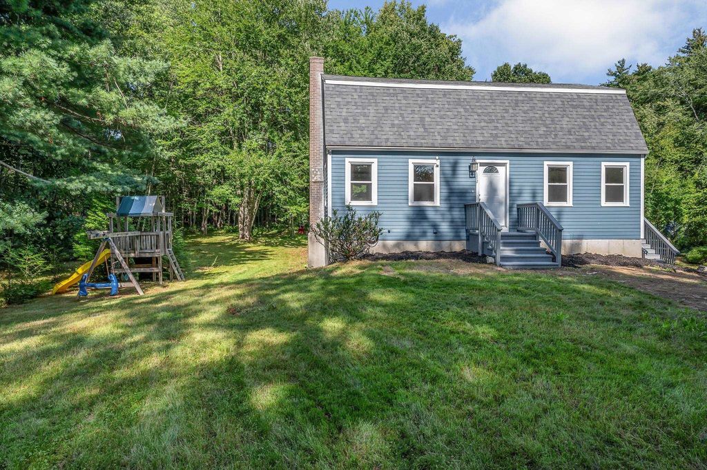172 Warner Hill Road, Derry, NH 03038