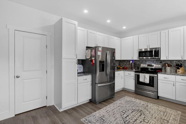 481 S Railroad Avenue, Ridgeville, SC 29472