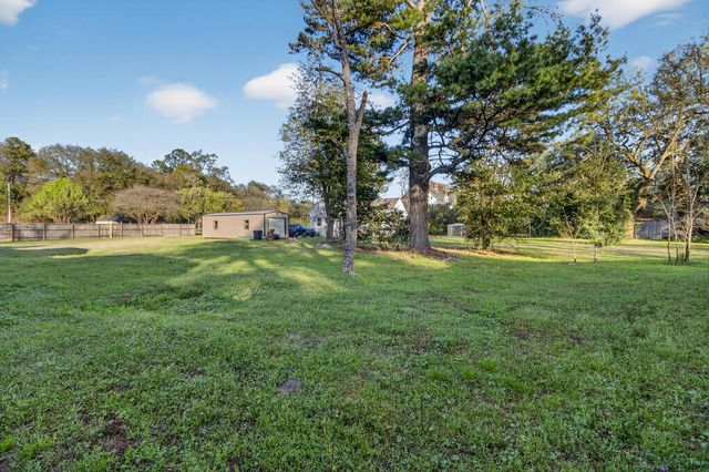 481 S Railroad Avenue, Ridgeville, SC 29472