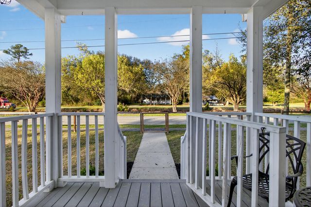 481 S Railroad Avenue, Ridgeville, SC 29472