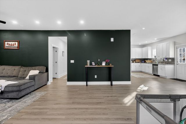 481 S Railroad Avenue, Ridgeville, SC 29472