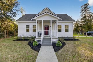 481 S Railroad Avenue, Ridgeville, SC 29472