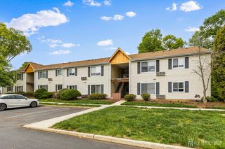 42 Norwich Place, Franklin Twsp, NJ 08873