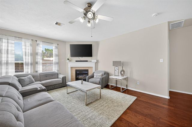 6230 Hollydale Ridge Lane, Katy, TX 77494
