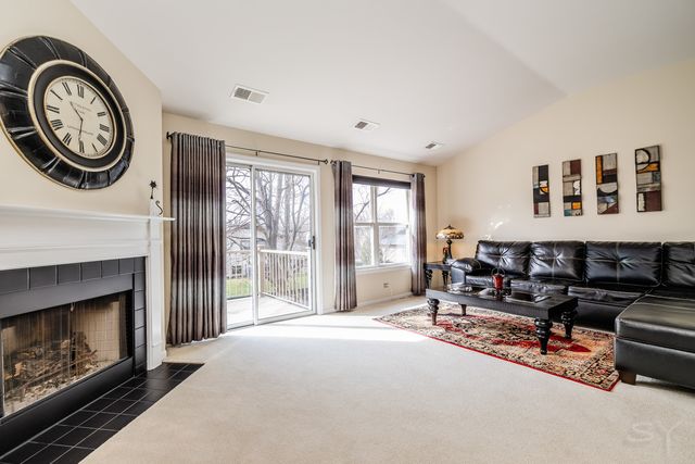 274 Wildspring Court, Itasca, IL 60143