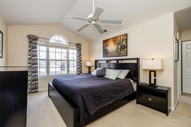 274 Wildspring Court, Itasca, IL 60143