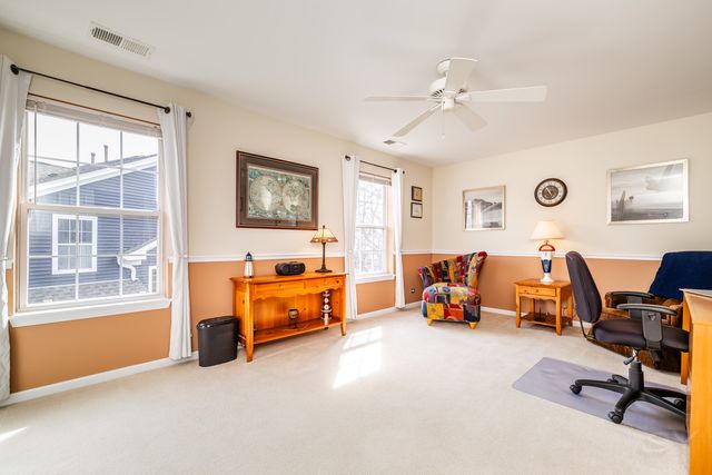 274 Wildspring Court, Itasca, IL 60143