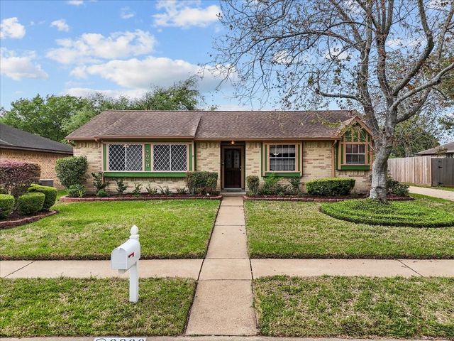 3930 Sandlewood Drive, Pasadena, TX 77504