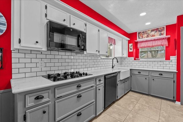 3930 Sandlewood Drive, Pasadena, TX 77504