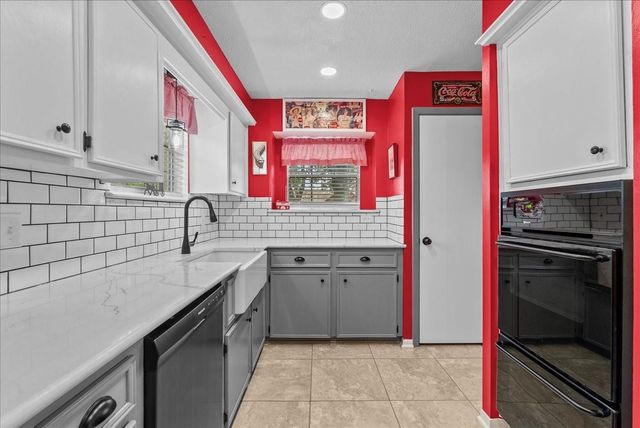 3930 Sandlewood Drive, Pasadena, TX 77504