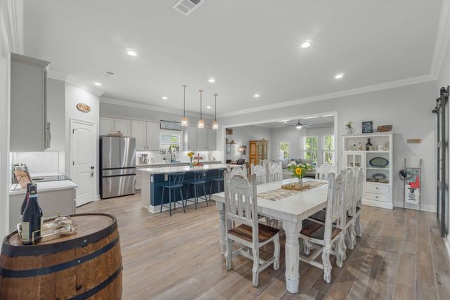 8 Cozy Cove, Freeport, FL 32439
