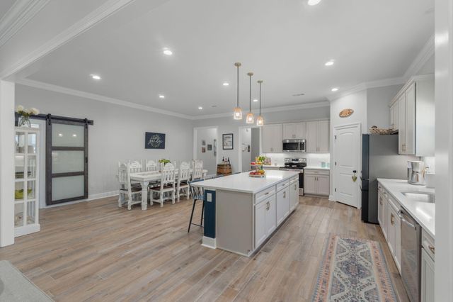 8 Cozy Cove, Freeport, FL 32439