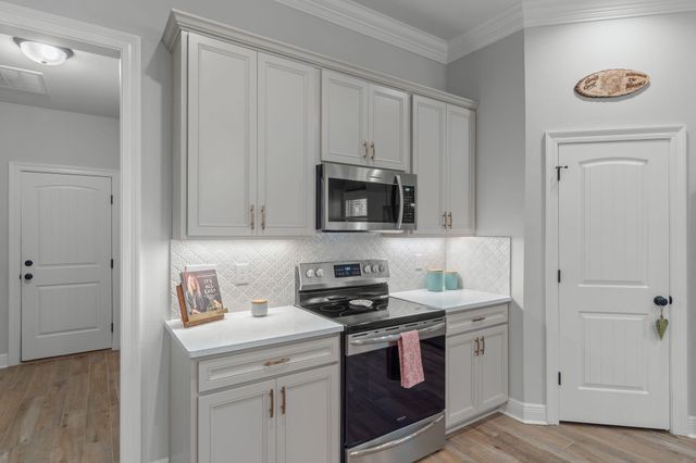 8 Cozy Cove, Freeport, FL 32439