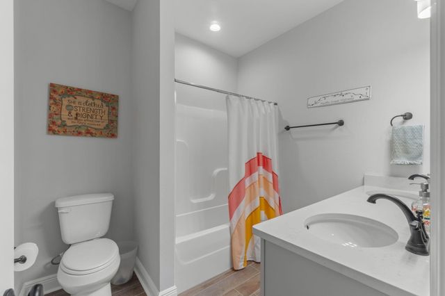 8 Cozy Cove, Freeport, FL 32439