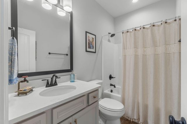8 Cozy Cove, Freeport, FL 32439