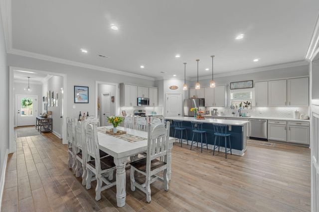 8 Cozy Cove, Freeport, FL 32439
