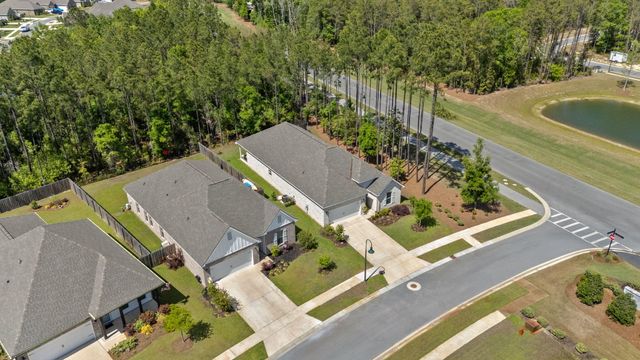 8 Cozy Cove, Freeport, FL 32439