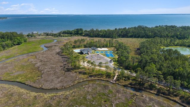8 Cozy Cove, Freeport, FL 32439