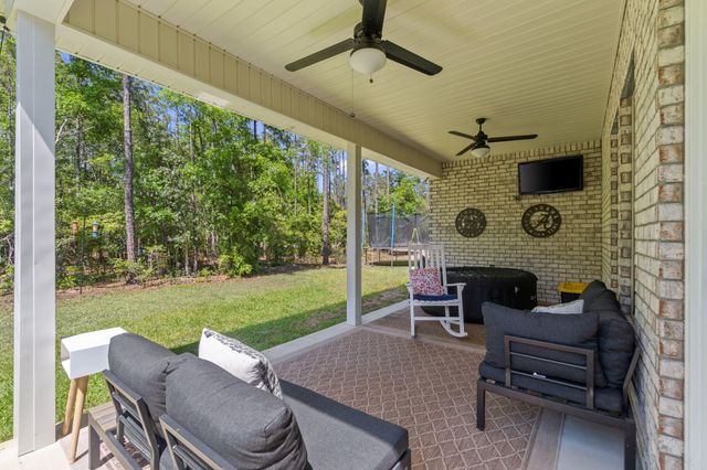 8 Cozy Cove, Freeport, FL 32439