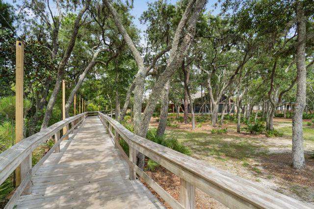 8 Cozy Cove, Freeport, FL 32439