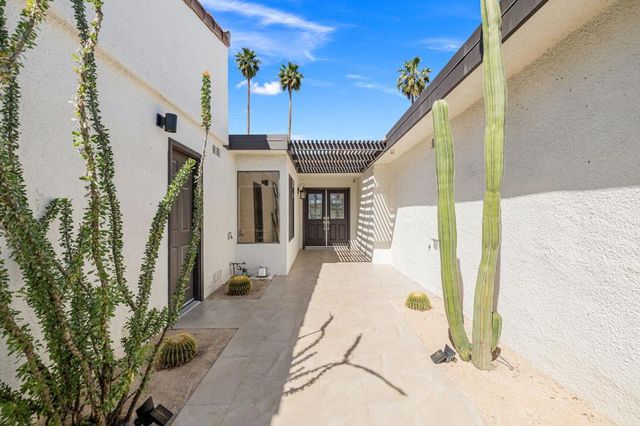 109 Torremolinos Drive, Rancho Mirage, CA 92270