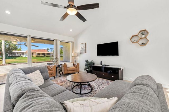 109 Torremolinos Drive, Rancho Mirage, CA 92270