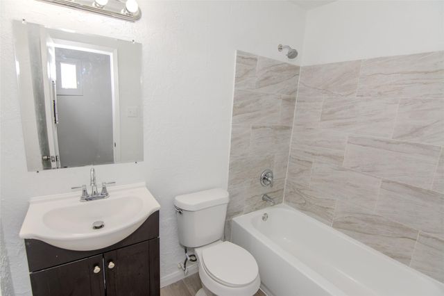 9610 Galaxy Street, Houston, TX 77078