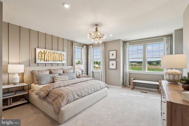 1045 INFERNO TER SE, Leesburg, VA 20175